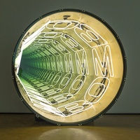 Miroir triangulaire infini moderne à LED avec changement de couleur, décoration murale avec design géométrique 3D en tunnel RGB