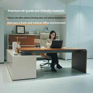 Suite <span class=keywords><strong>de</strong></span> <span class=keywords><strong>Direction</strong></span> Moderne : Bureau en Placage <span class=keywords><strong>de</strong></span> Noyer Premium et Ensemble <span class=keywords><strong>de</strong></span> Chaise Ergonomique en Cuir |   Garantie professionnelle <span class=keywords><strong>de</strong></span> 10 ans - Product Image 4