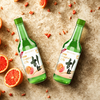 Koreaanse Soju Redelijke Prijs Druivenfruitlikeur Traditionele Koreaanse Drank Voor Cocktails Glazen Fles Vervaardigd In Vietnam