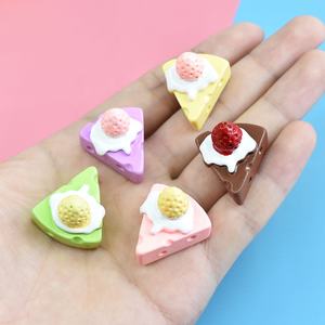 Modelo de Resina de Pastel de Queso Simulado, Miniatura de Comida para Casa de Muñecas, Decoración para Jugar, Abalorio para Accesorios de Joyería - Product Image 2