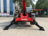Nouveau chariot élévateur télescopique VANSE de Chine avec une capacité de 4000kg de hauteur de levage de 17.6m et un moment de charge élevé