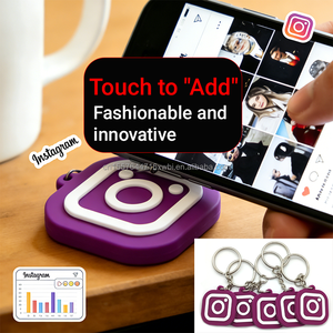 سلسلة مفاتيح سيليكون بتقنية NFC للتحكم في الدخول، تردد 13.56 ميجاهرتز، شريحة Ntag213، مفتاح RFID سيليكون صديق للبيئة ومقاوم للماء، علامة وسائط اجتماعية ثلاثية الأبعاد ناعمة - Product Image 2