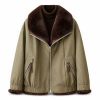 Parka Courte Femme Luxe Premium Coupe-Vent avec Col en Fourrure Oversize pour Tenue Décontractée et Urbaine