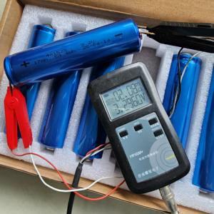 헤드웨이 3.2V 15Ah <span class=keywords><strong>17Ah</strong></span> 충전식 리튬 이온 배터리 <span class=keywords><strong>Lifepo4</strong></span> 셀 40152 원통형 제품 카테고리 - Product Image 2