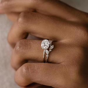 Anello a Foglia Marquise per Donne, Gioiello Elegante e Chic, Regalo Quotidiano - Product Image 1