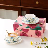 Ensemble tasse et soucoupe à latte en céramique de style nordique floral, luxe léger, 250 ml, emballage cadeau de haute qualité, vente en gros disponible, cadeaux