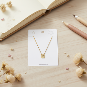 Collana con Ciondolo a Forma di Lettera Z 12x14cm, Placcato Oro in Acciaio Inossidabile, Gioiello Minimalista Unisex per Uso Quotidiano - Product Image 2