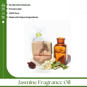 El aceite de jazmín ofrecido tiene su origen en India y es un líquido de color marrón rojizo con un aroma floral, exótico y cálido. - Product Image 3