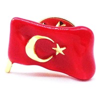 Épinglette personnalisée à faible MOQ, drapeau national, plaqué or, émail souple, emblème croissant et étoile avec fermoir papillon pour la décoration d'uniformes