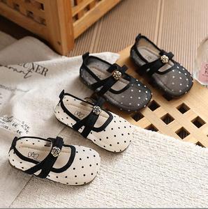 <span class=keywords><strong>Scarpe</strong></span> <span class=keywords><strong>da</strong></span> <span class=keywords><strong>ballo</strong></span> Mary Jane a pois per bambine, primavera e autunno, traspiranti, antiscivolo, con suola in gomma e chiusura con elastico - Product Image 2