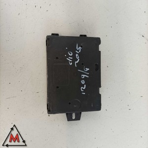 <b>Used</b> A2C92226605 Renault Clio Mk4 2012-2016 Body <b>Computer</b> Control Unit (87723) - Product Image 1