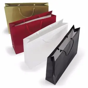 Sac shopping en papier laqué PE de luxe, merchandising personnalisé - Product Image 1