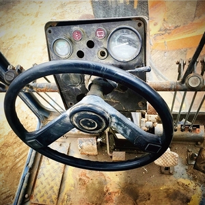 Motoniveladora Komatsu GD511A Usada de Alta Calidad en Venta - Product Image 5