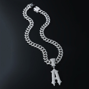 Collar con Colgante de Letra A Geométrica Estilo Hiphop Personalizado 2026, Collar Moderno para Hombre, Accesorio de Moda, Joyería al por Mayor - Product Image 2