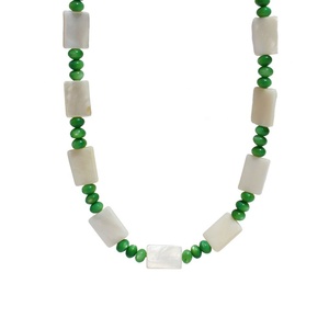 Collar de Concha de Mariposa Blanca Cuadrada Natural, Joyería Personalizada, Serie Bosque, Collar de Cuentas de Concha Verde Fresca para Mujeres y Hombres - Product Image 1