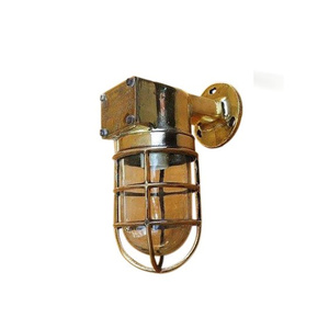 Éclairage LED marin résistant à la corrosion, boîtier en acier pour une longue durée de vie dans les environnements salés et humides des passages intérieurs des navires - Product Image 1