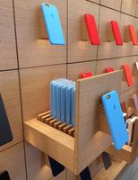 Vitrine murale flottante pour accessoires de téléphonie mobile, présentoir pour coques de téléphone, style Apple Store