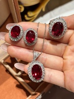 PT950 Laborgezüchteter Rubin-Diamant in D-Farbe, Ohrstecker, Ring, Halskette, Set, edler Schmuck für Frauen, Jubiläumsfeier, nur hochwertige Qualität