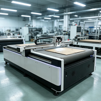 Machine de découpe CNC à faible bruit et à économie d'énergie pour film perforé de fenêtre, machine de découpe de papier réfléchissant