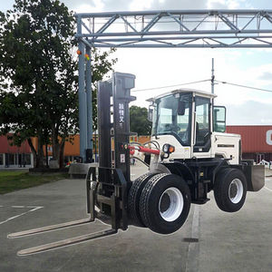 รถยก4WD สันดาปภายใน<span class=keywords><strong>7</strong></span>ตันทนทานพร้อมเสาสามขั้นสำหรับการโหลดและขนถ่ายอย่างมีประสิทธิภาพ - Product Image 3