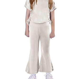 Pantalon évasé en tricot doux pour filles avec taille élastique et design uni, parfait pour les jeux décontractés et le confort quotidien - Product Image 1