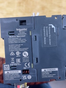โมดูลควบคุมอีเธอร์เน็ต TM241CEC24T สำหรับ PLC - Product Image 4