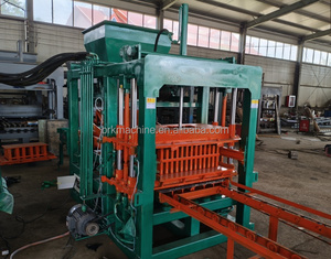 Máquinas para Hacer <span class=keywords><strong>Bloques</strong></span> de Cemento QT4-15, Precio de Venta de Maquinaria para <span class=keywords><strong>Bloques</strong></span> de Concreto Normal, Máquinas Bloquera - Product Image 3