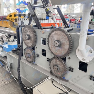 เครื่องเชื่อมเลเซอร์แบบเลื่อนสำหรับคานชั้นวางของแบบกำหนดเอง HAUAN พร้อมมอเตอร์ PLC และชุดเกียร์แบริ่ง - 38.5 กิโลวัตต์ 380 โวลต์ - Product Image 5