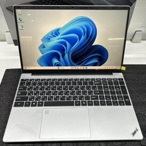 Portátil Nuevo de Alta Calidad y Económico N5095 de 15.6 Pulgadas con Teclado Ruso, SSD, DDR4, Enchufe del Reino Unido y Windows 11 Pro - Product Image 6