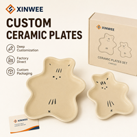 Schattige beren-vormige keramische borden 2-delige set LFGB FDA aangepaste cartoon patroon logo aangepaste kraft verpakking fabriek