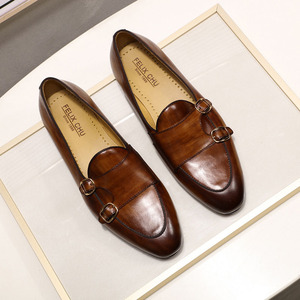 Chaussures en cuir véritable de haute qualité, fabriquées à la main, élégantes et tendance, respirantes, pour le bureau, les occasions décontractées et les affaires. - Product Image 1
