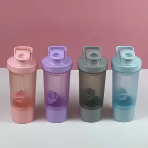 Garrafa de água para academia ao ar livre, amostra grátis com logotipo personalizado, garrafa agitadora de plástico Bpa para esportes com proteína, copo para agitação