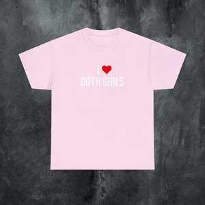 Camiseta I Love Goth Girls, camiseta rosa unisex con meme divertido - Product Image 1
