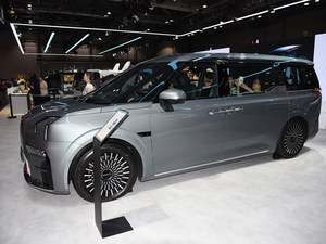 รถยนต์ไฟฟ้า Zeekr 009 ปี 2025 แบบ 7 ที่นั่ง รุ่น Aisle MPV แบตเตอรี่ 108kWh พลังงานใหม่ ชาร์จเร็ว ขับเคลื่อน 4 ล้อ ราคาถูก รถใหม่พร้อมขาย - Product Image 5