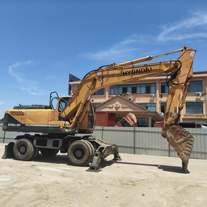 Excavadora de ruedas Hyundai 210w-9t de 21 toneladas con cucharón de excavación de 1.05m³ de capacidad, equipo pesado usado a bajo precio con 1 año de garantía. - Product Image 6