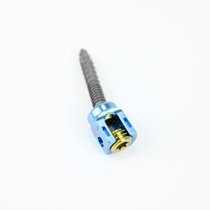 Fabrieksprijs Hot Selling Hoge Kwaliteit Orthopedische Chirurgische Spinale <span class=keywords><strong>Titanium</strong></span> Pedikel Schroeven Voor Wervelkolom Chirurgie - Product Image 4