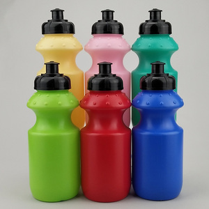 Échantillon gratuit, vente chaude, prix usine, gourde de sport en plastique pour le cyclisme en montagne et sur route - Product Image 6