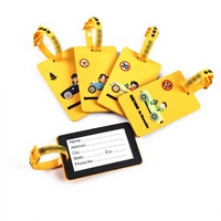 Étiquettes de bagage en PVC souple personnalisées en usine, étiquettes suspendues, cartes d'embarquement, pendentifs moulés pour valises et sacs, solides
