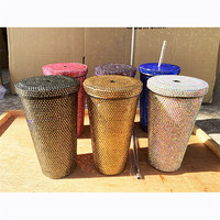 Gobelet de luxe Haha Crystal avec cristaux placés à la main, strass étincelants, paille et couvercle