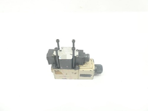 อุปกรณ์ควบคุมการเขียนโปรแกรมวาล์วขดลวดแม่เหล็กไฟฟ้าไฮดรอลิก4WE6JA61EW110N9DK25L PLC - Product Image 3