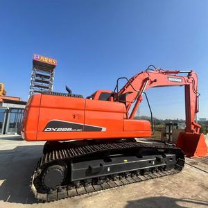 รถขุดไฮดรอลิกตีนตะขาบ Doosan DX225/DX225LC/225LC-9C ของแท้จากเกาหลี มือสอง รุ่นปี 2022 ใช้เครื่องยนต์ Cummins สำหรับมอเตอร์ เกียร์ ปั๊ม - Product Image 1