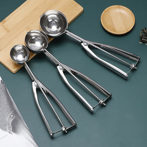 Stainless Steel Ice Cream Scoop With Easy Release Mechanism For Household Kitchen Use - Product Image 2