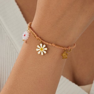 European Style Layered Bracelet With Daisy Flower Pendant Zinc Alloy Women's Jewelry Gift - Product Image 2