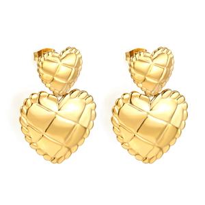 Pendientes de Acero Inoxidable Hipoalergénicos, Ligeros y Modernos para Mujer, Chapados en Oro de 18K, con Doble Capa y Textura de Corazón - Product Image 1
