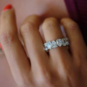 Anello in Oro Bianco con Diamante Taglio Brillante Rotondo Colore D Naturale Classico Gioiello da Donna per Fidanzamento - Product Image 2