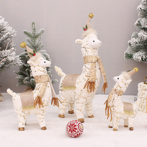 Juego de muñecos de alpaca de peluche navideños con bufanda y gorro para decoración del hogar - Product Image 1