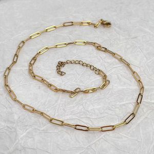 Gioielli da donna alla moda PVD placcato oro 18 carati in acciaio inossidabile rettangolo piatto piccola graffetta graffetta collana a maglie catena del corpo - Product Image 1