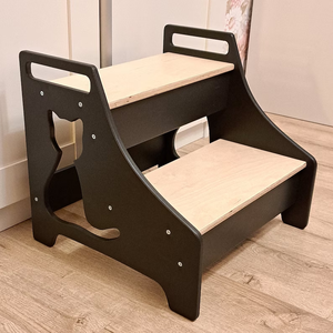 Taburete de cocina de madera para niños pequeños Accesorio de cama para niños en estilo moderno Torre de pie Marca Zzm - Product Image 1