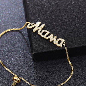 Bracciale con scritta 'Mama' per Donne, Elegante Accessorio da Polso con Micro Incastonature di Zirconia Cubica - Product Image 4