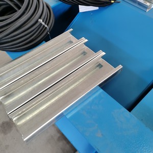 Machine à purlins Hebei Xinnuo avec contrôle automatique PLC - Product Image 6